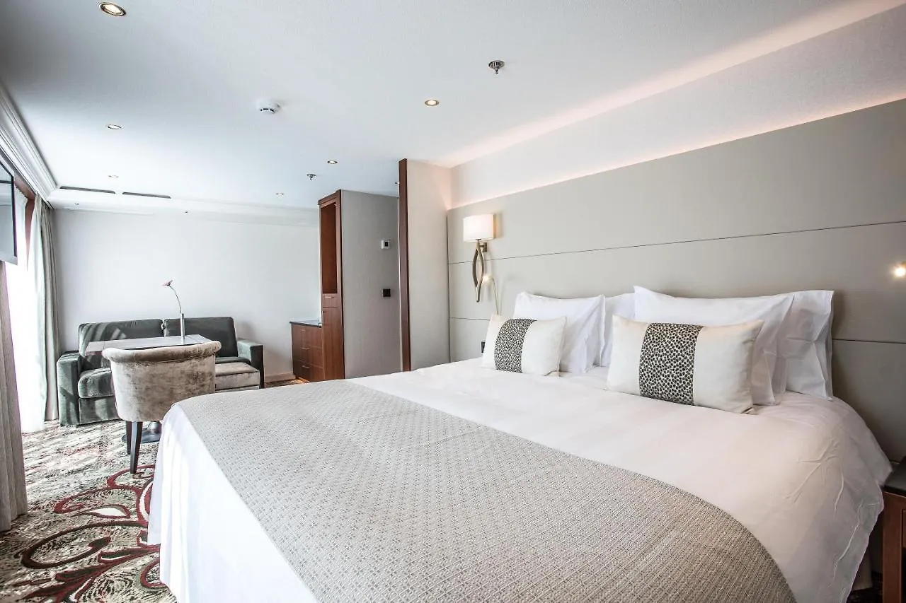 Viva Riverside Altstadt Duesseldorf Hotel